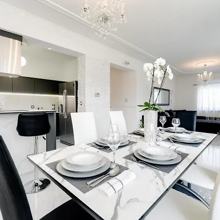 Tatil Evi Ferienhaus Mit Privatpool Fur 10 Personen Ca 220 M In Opatija-pobri, Kvarner Bucht Gespanschaft Primorje-gorski
