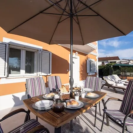 Ferienhaus Mit Privatpool Fur 10 Personen Ca 220 M In Opatija-pobri, Kvarner Bucht Gespanschaft Primorje-gorski Tatil Evi Donji Rukavac