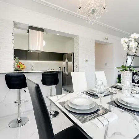 Ferienhaus Mit Privatpool Fur 10 Personen Ca 220 M In Opatija-pobri, Kvarner Bucht Gespanschaft Primorje-gorski 別荘 *